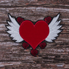 Аппликация ТАП 2111 красное сердце с крыльями 22*17см фото