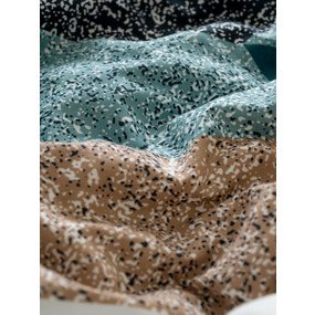 Постельное белье VT из полисатина 4102 2-х сп с евро простыней с наволочками 70х70 фото