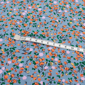 Ткань на отрез штапель 150 см №1812 Маленькие цветы на голубом фото