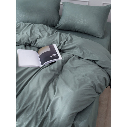 Постельное жаккард 17-4402 2-х сп с евро простыней с наволочками 50/70 фото 4