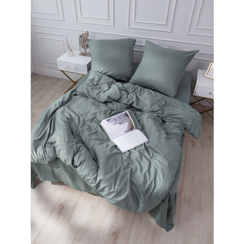 Постельное жаккард 17-4402 2-х сп с евро простыней с наволочками 70/70 фото 1