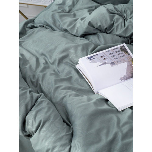 Постельное жаккард 17-4402 2-х сп с евро простыней с наволочками 70/70 фото 2