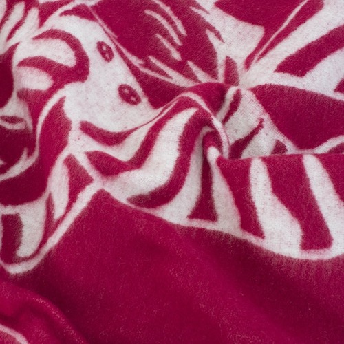 Одеяло п/ш жаккардовое детское 420 гр/м2 коты цвет вишня 100/140 см фото 3