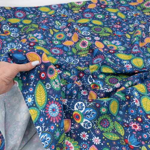 Ткань на отрез фланель 150 см Цветные цветы на синем фото 5