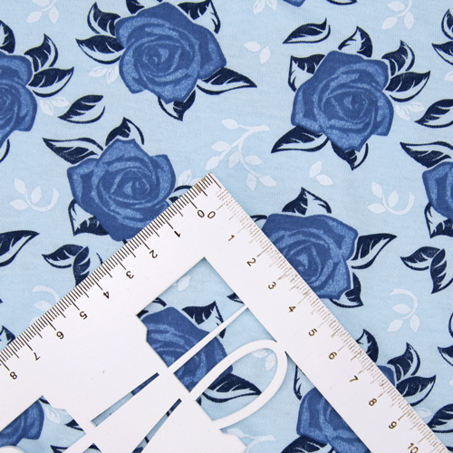 Ткань на отрез кулирка 3388-V2 Розы цвет светло-голубой фото 4