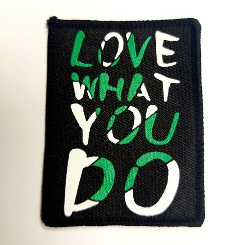 Нашивка Love what you do зеленый 7*5,5см фото 1